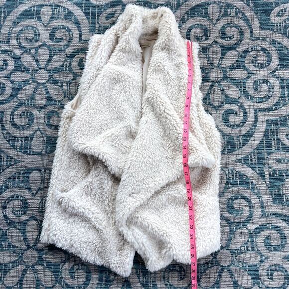 Democracy Cream White Teddy Bear Faux Fur Sherpa Vest - Size L - Picture 6 of 7